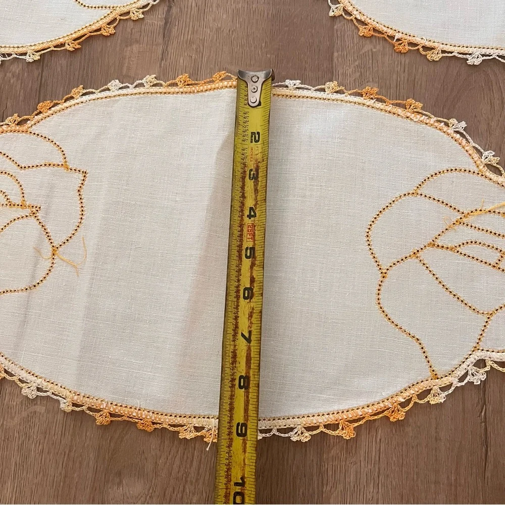 Handmade questions leave